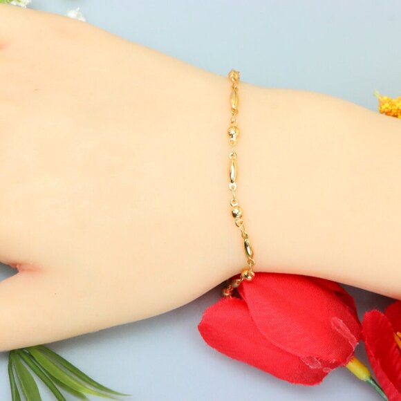"Elegant & Trendy Bracelet, A Perfect Gift for Women, Thoughtful, EVCH1815 - Picture 9 of 10